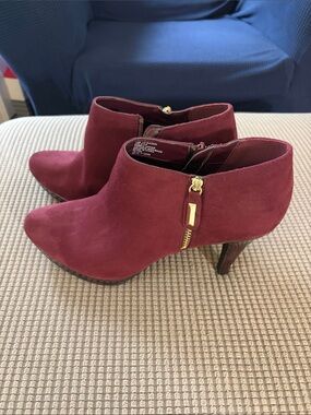 Liz Claiborne Wine Suede Ankle Booties with Gold Zip Detail